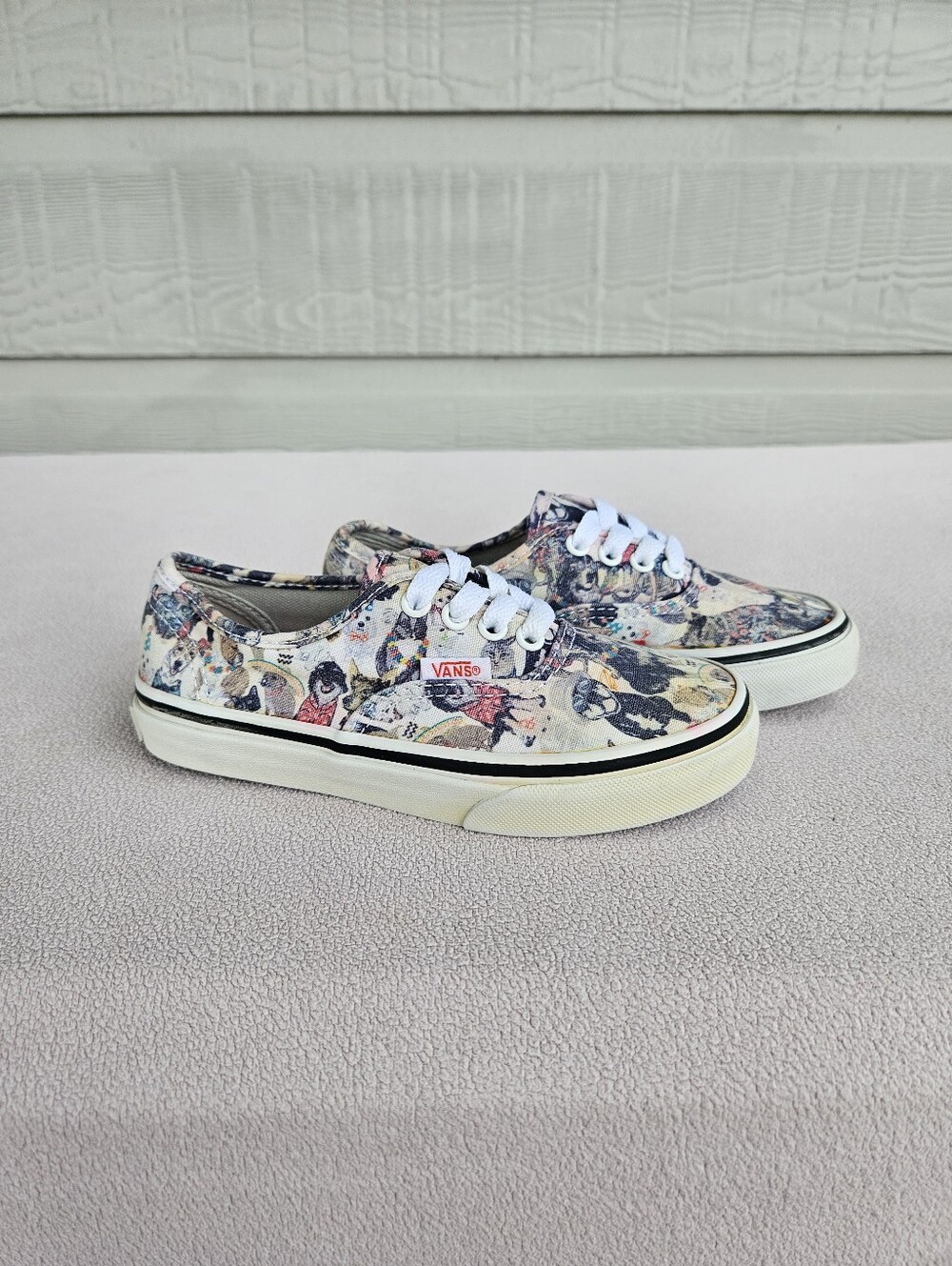 Vans x ASPCA Party Animal Cat Dog Low Top Sneakers Child SZ 13 Canvas Skate Shoe
